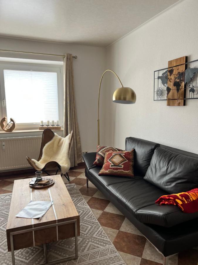 Sehr Schoene Wohnung,Komplett Neu Eingerichtet Limbach-Oberfrohna Ngoại thất bức ảnh